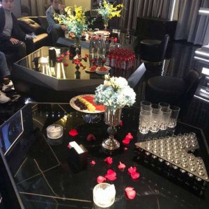 销售招聘小红书文案（招募销售精英：小红书创意招募文案）