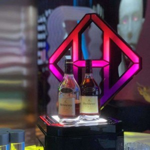 杭州钱塘区前进街道附近夜总会招聘酒水促销员,(不用交台费)