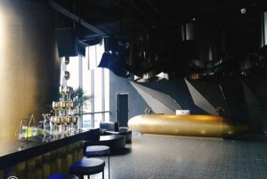 杭州西湖区附近ktv招聘商务接待,加班双倍工资吗？