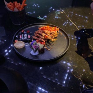 杭州拱墅区东新街道附近酒吧招聘商务接待,生意好好上班的