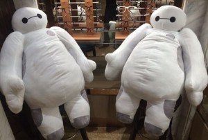 杭州中低档夜总会ktv招聘包厢服务员,中午管饭吗？