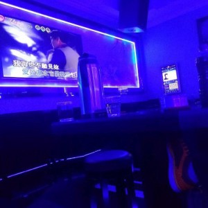 杭州临安区岛石镇附近夜场招聘包厢气氛租,有学历要求吗？