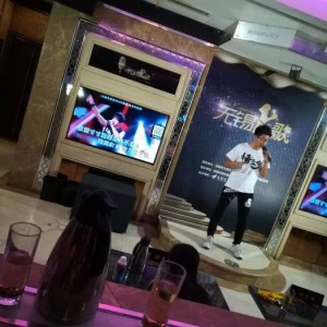 杭州上班轻松的夜场招聘包厢气氛组,上班工作轻松吗_