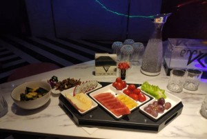 杭州上城区附近夜场招聘现场DJ,过年放假吗？